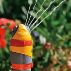 Hozelock Round Sprinkler Pro 314m² -Garden Care Store 5010646042802 4
